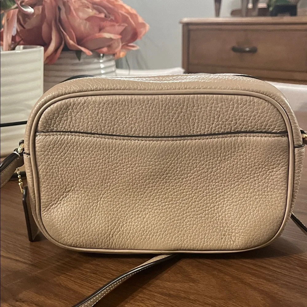 Coach Beige Crossbody Bag - Picture 4 of 5